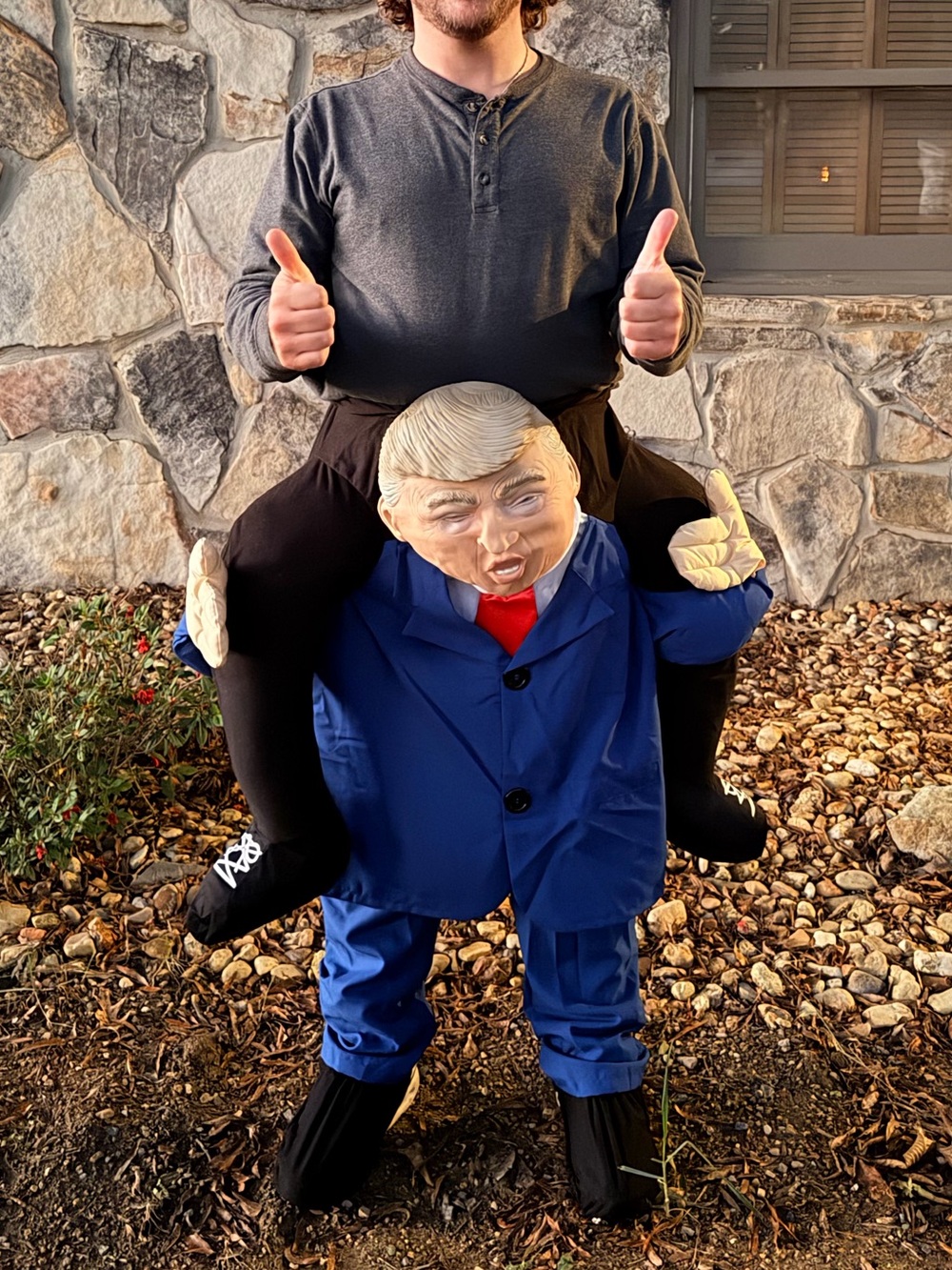 Trump Carry-On Ride Costume - Picture 2 of 2